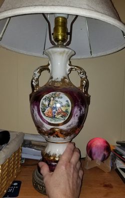 1950's Gilt "Courting Couple" Table Lamp Thumbnail