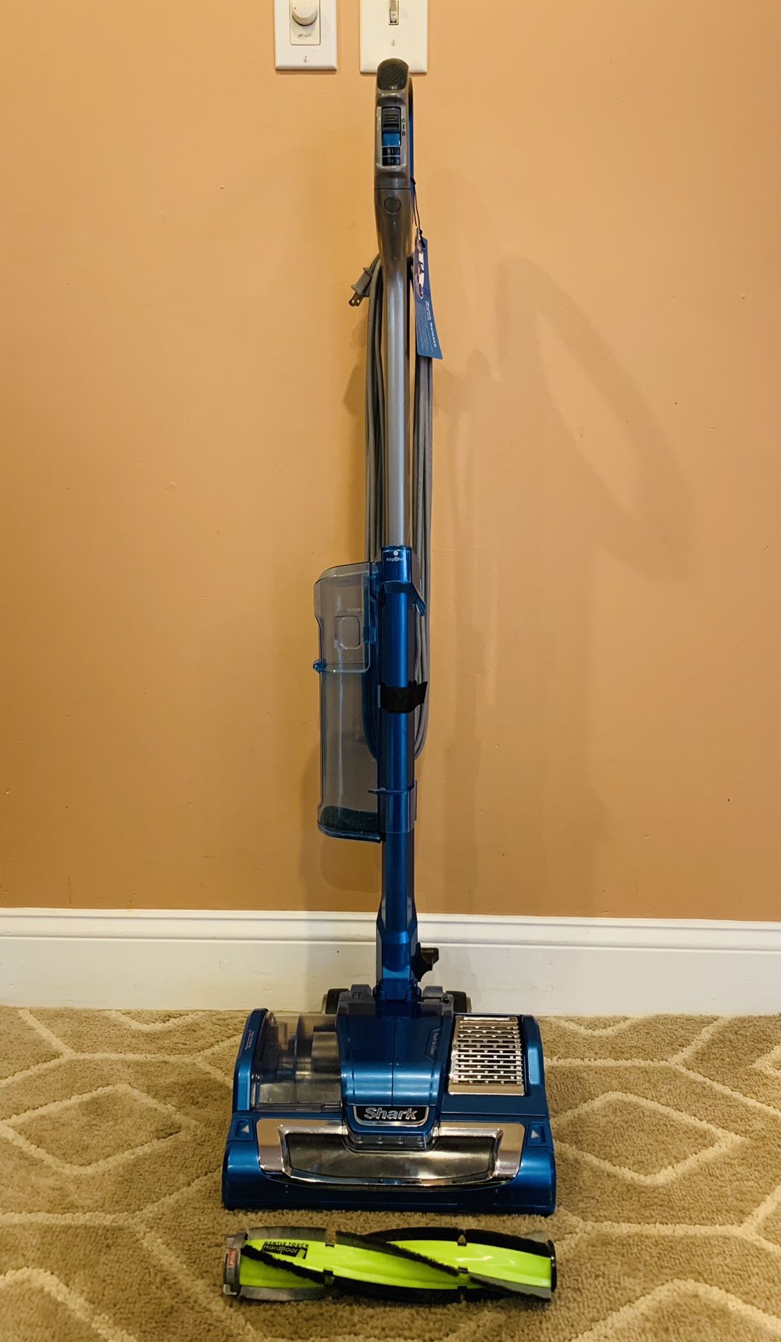 Shark Powerhead vacuum cleaner