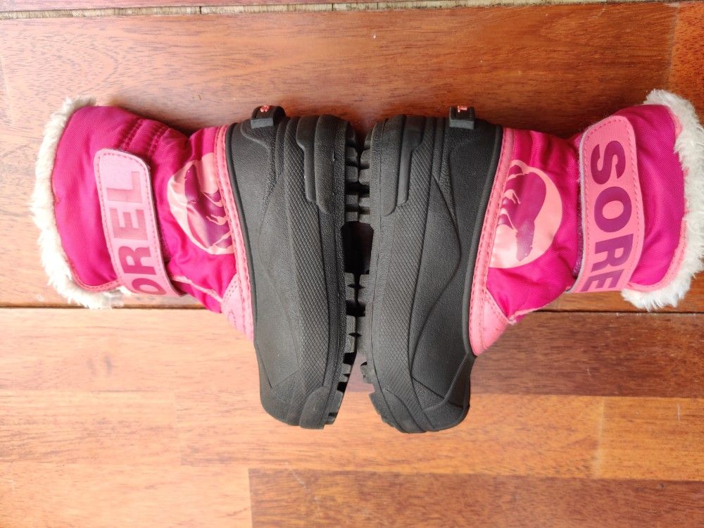 Sorel Snow Boots Size 9