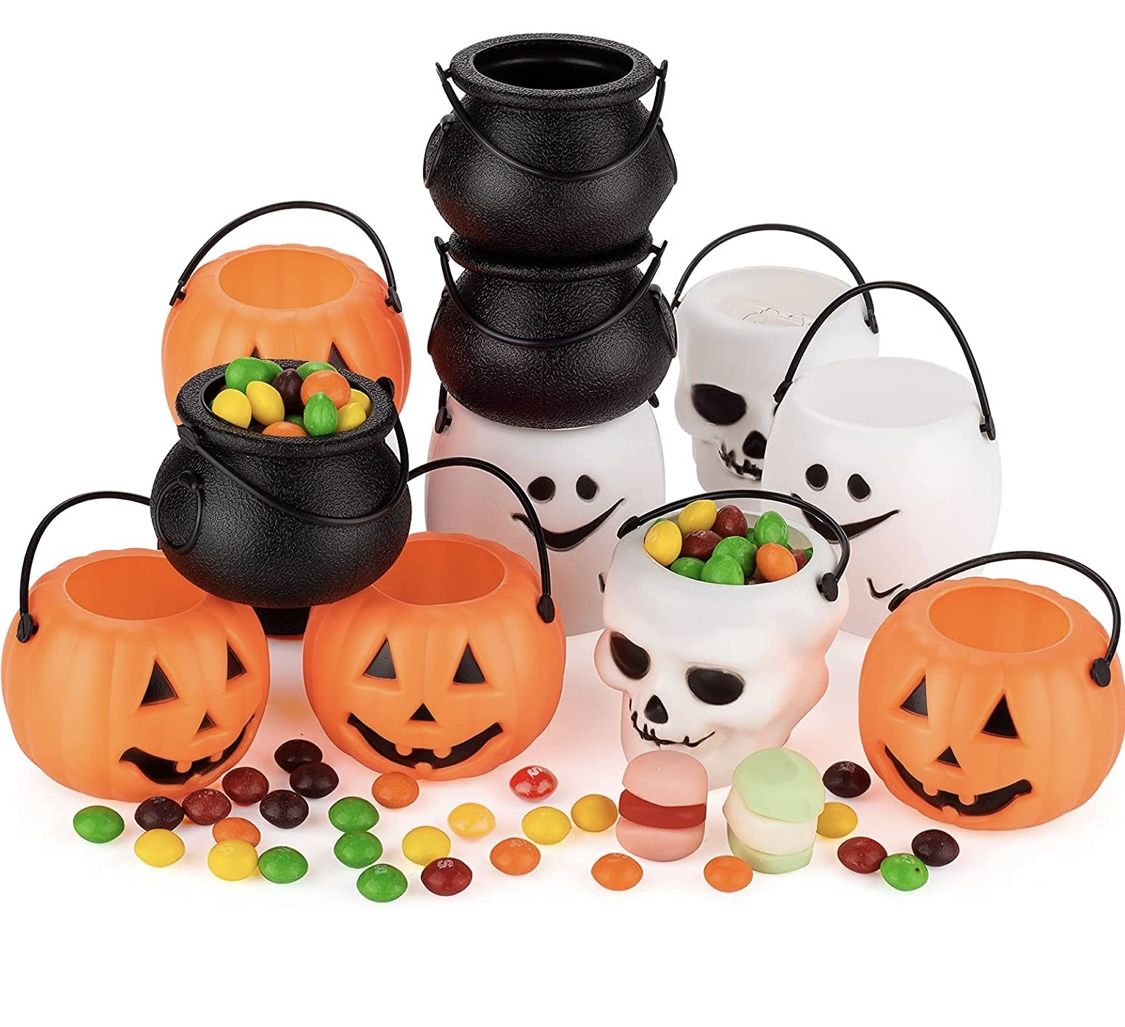 Mini Halloween Candy Buckets