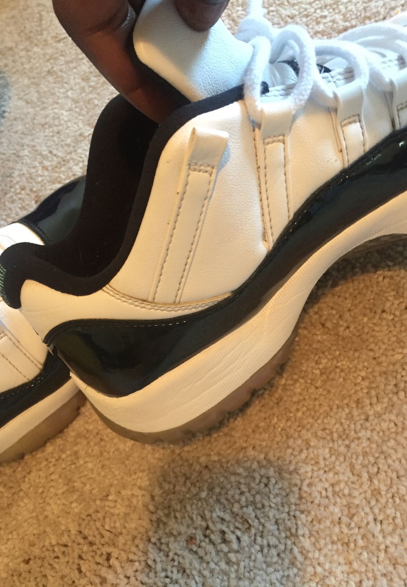 Jordan retro 11s emeralds