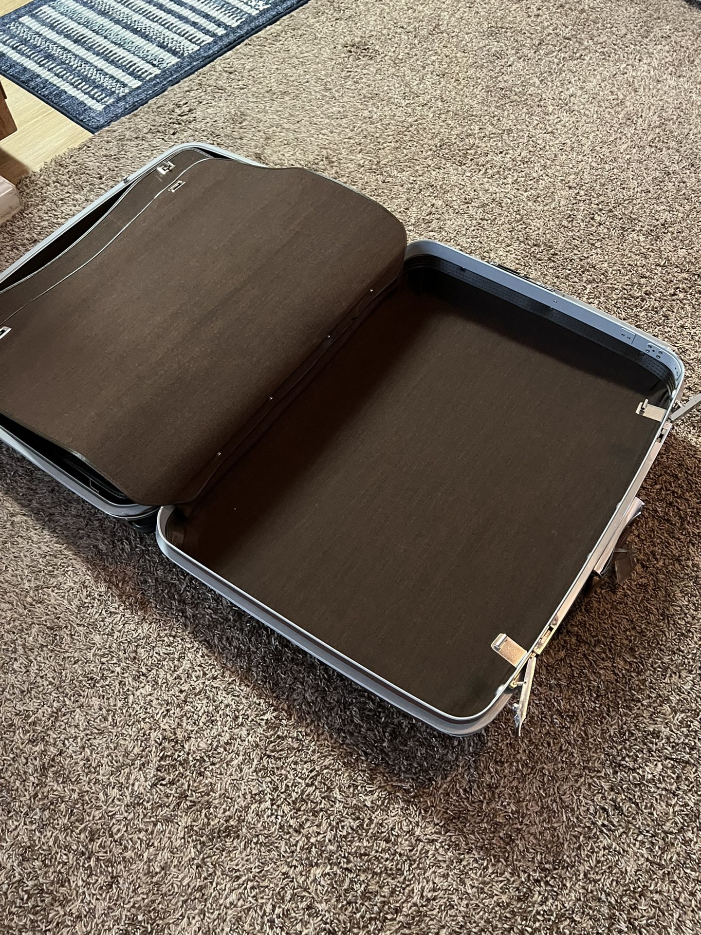 Samsonite Silhouette Vintage Hard Suitcase