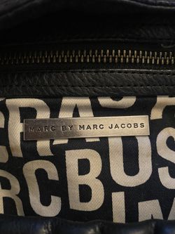 Marc Jacobs Hobo  100 %Authentic  Thumbnail