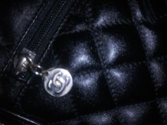 Chanel messenger bag Thumbnail