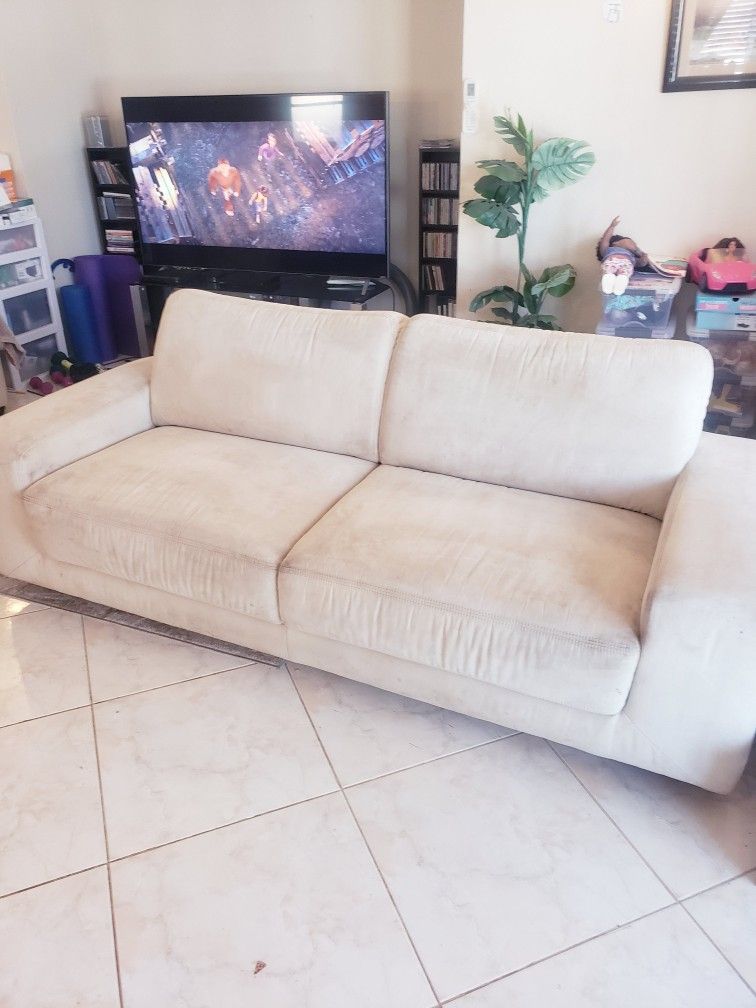 Couches - Two Piece Set