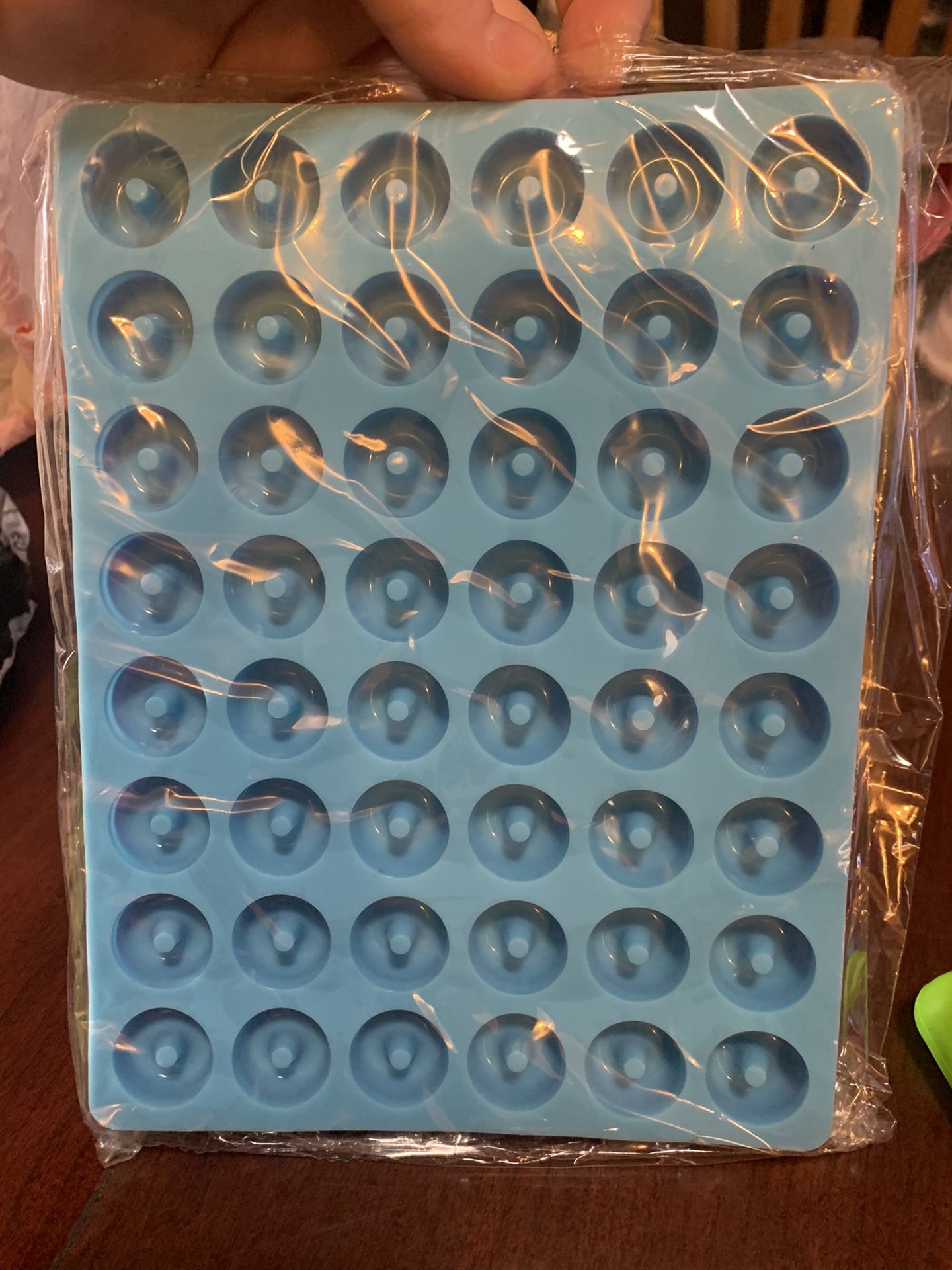 3-donut silicone mold with droppers