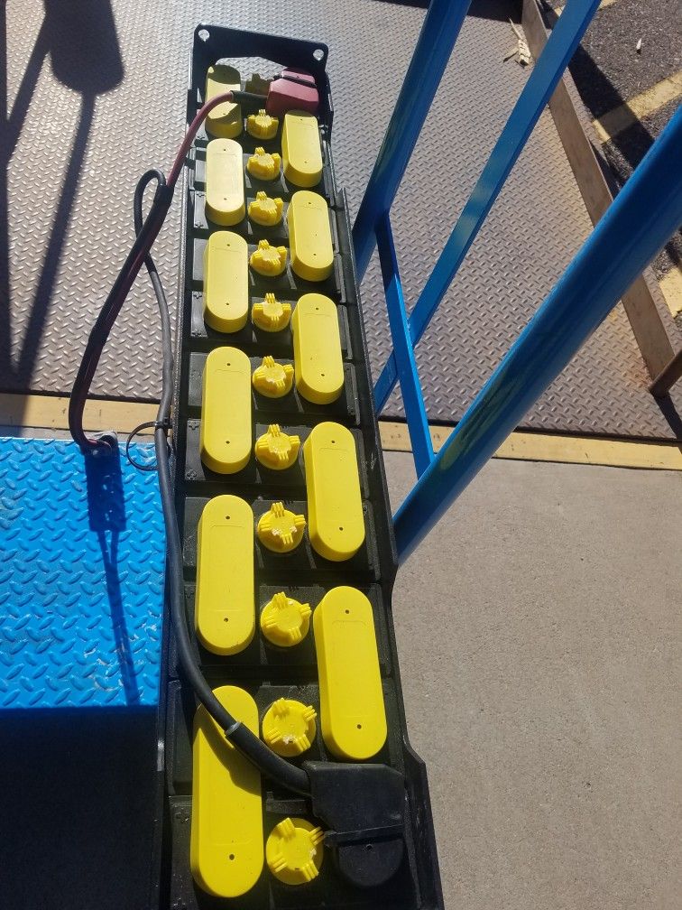 24v Battery 255 A.H Forklift battery