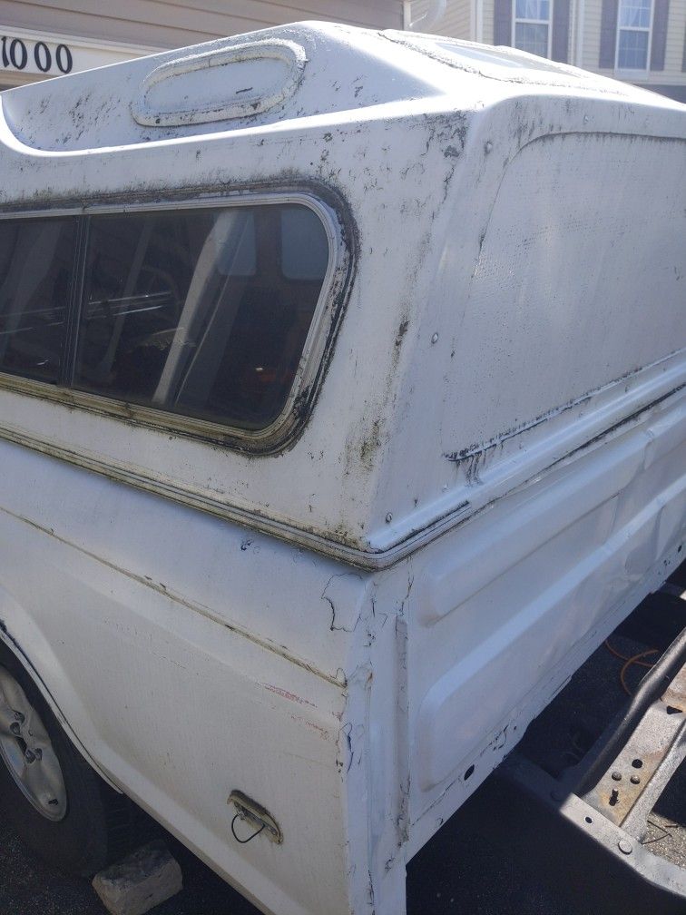 Half Truck Trailer