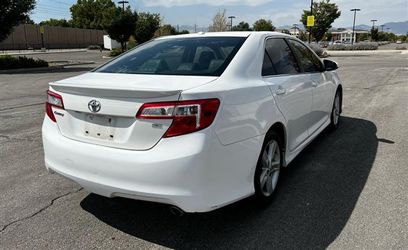 2013 Toyota Camry Thumbnail