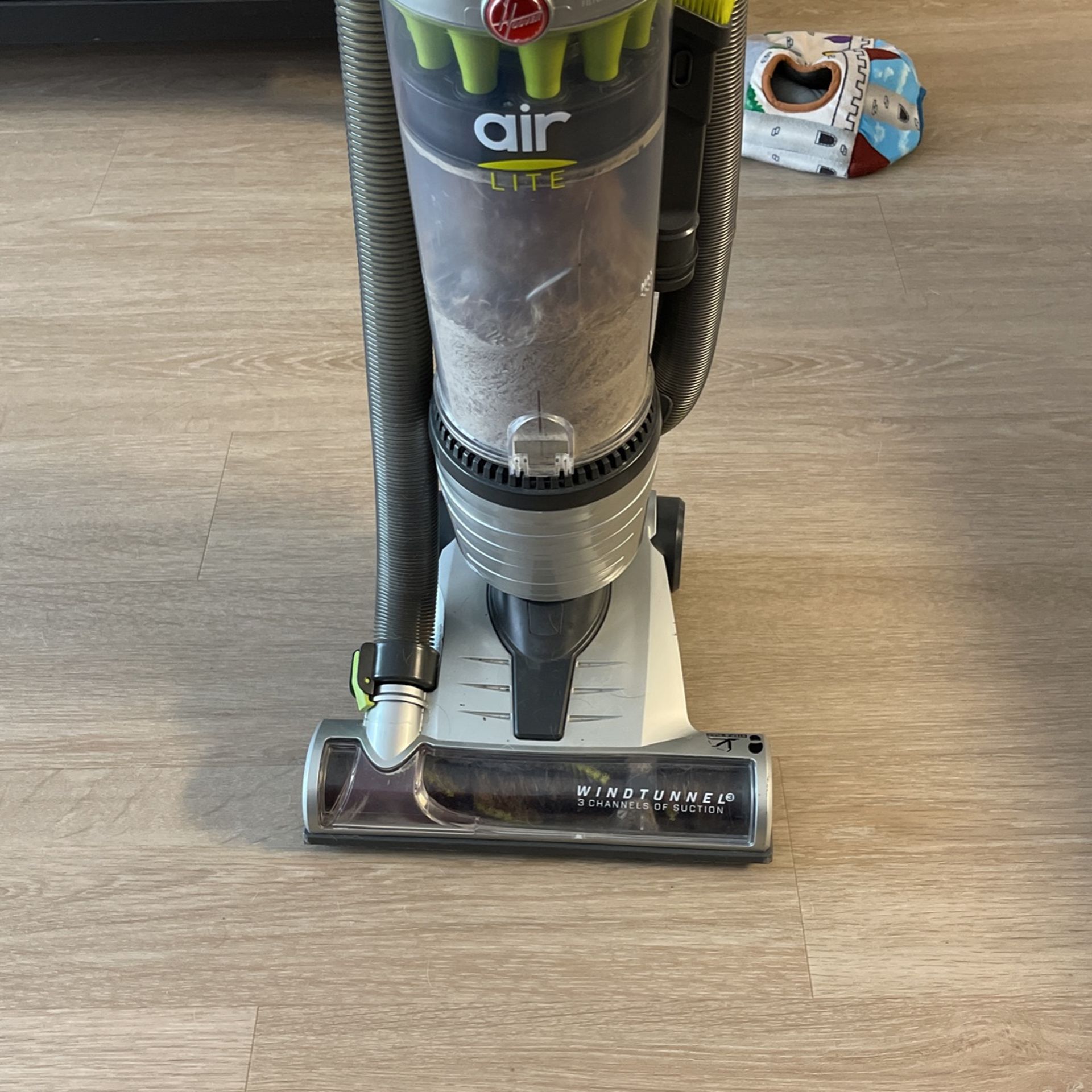 Hoover Air Lite Vacuum