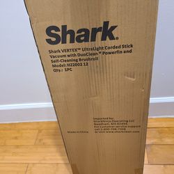 New In The Box.... Shark Vertex Ultraligh Thumbnail