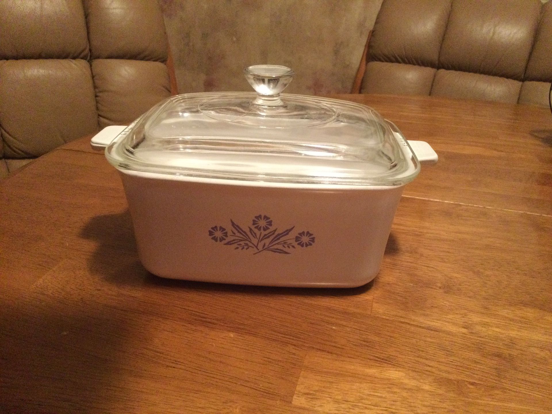 Corningware p-4-b....7x5 1/2 x3...casserole loaf dish