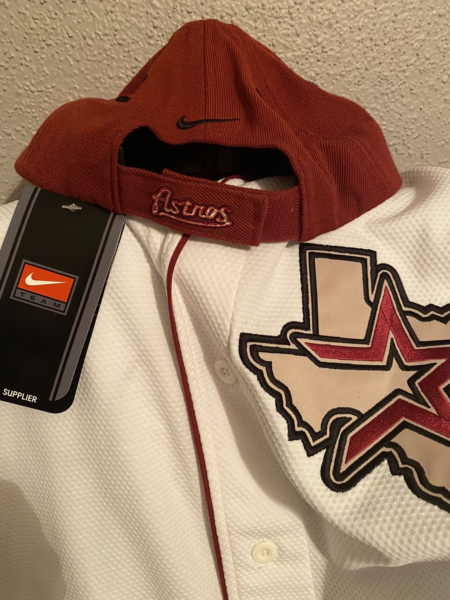 Roger Clemens Jersey And hat