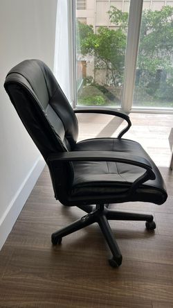 Chair And Desk Thumbnail