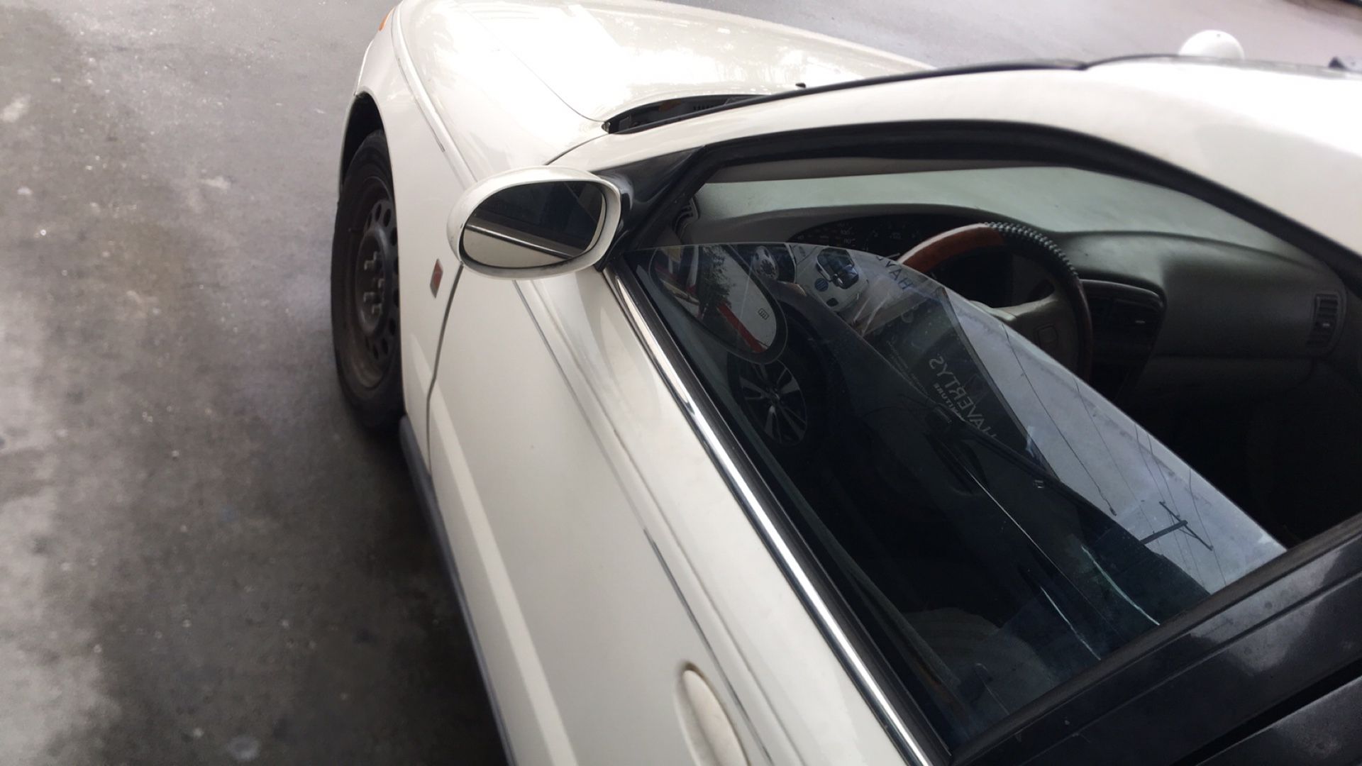 I have a 2001 Saturn it’s a great running car i have the tittle and I drive it every day to work well I can say at least I used you I recently bought
