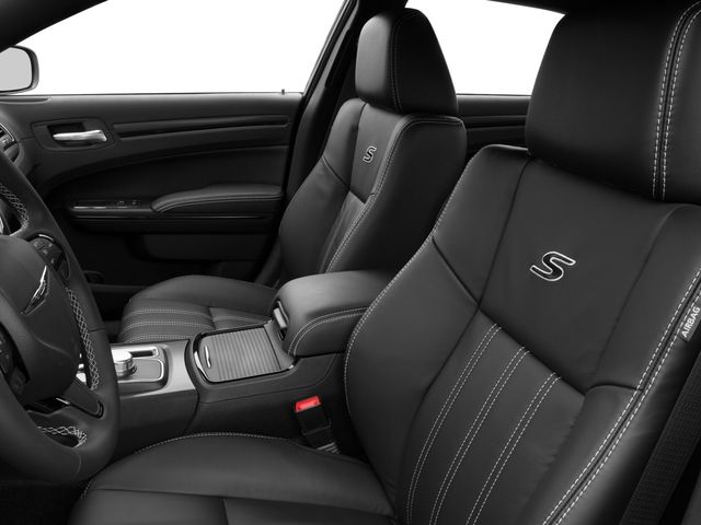 2017 Chrysler 300
