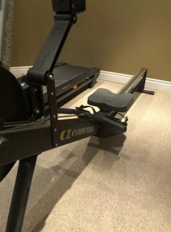 concept 2 indoor rowing machine with pm5 monitor