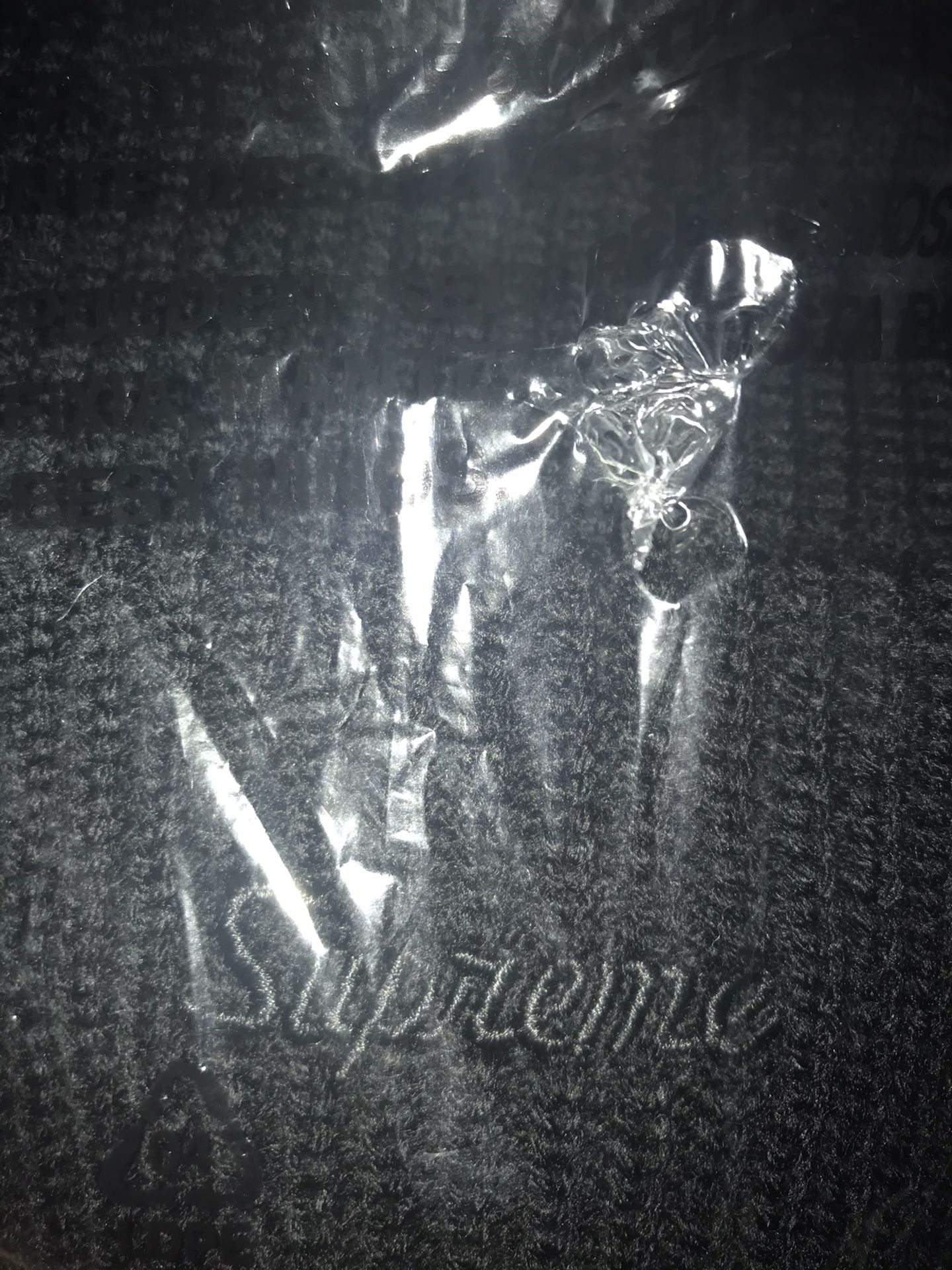 Supreme Loose Gauge Beanie