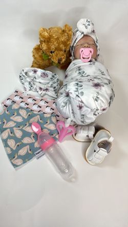 9pc Swaddle Receiving /Coming Home Set Thumbnail