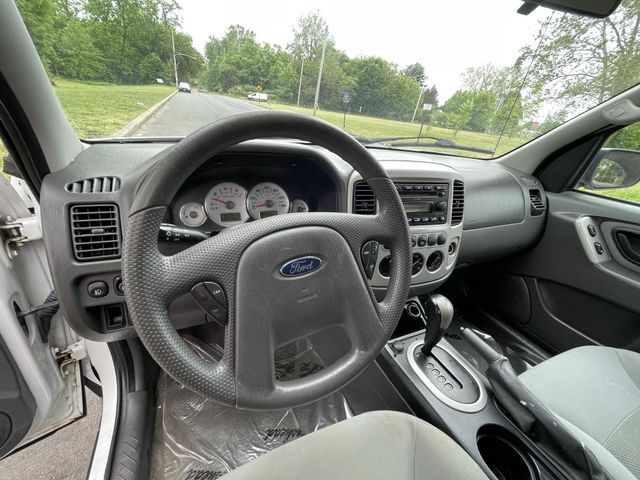 2005 Ford Escape