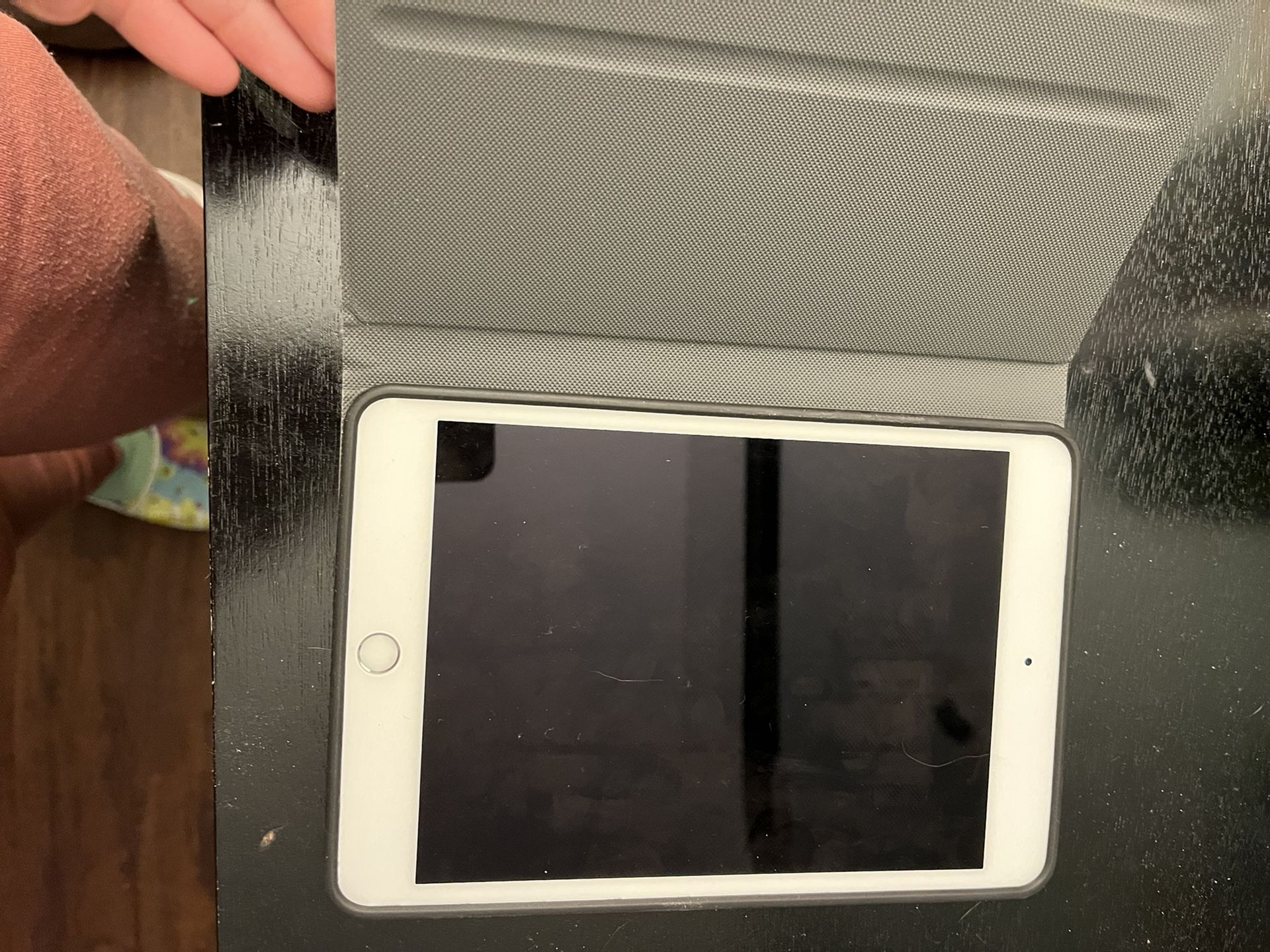 Apple Ipad Mini Wi-Fi Brand New