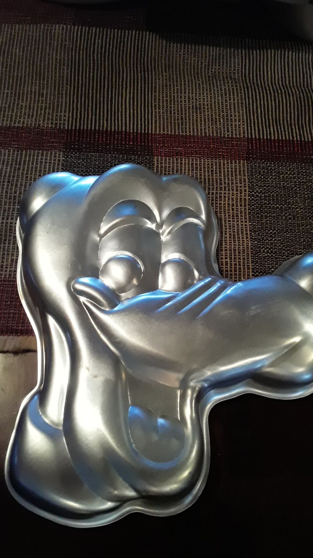 Cake pans