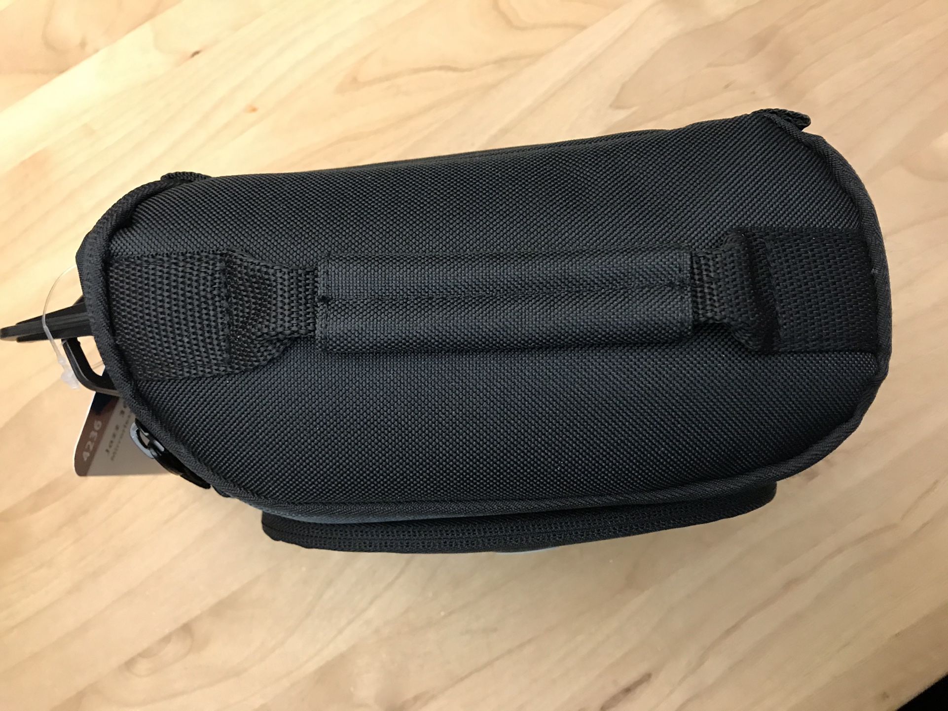 New In Package Tamrac Jazz 36 Mirrorless Compact DSLR Camera Bag