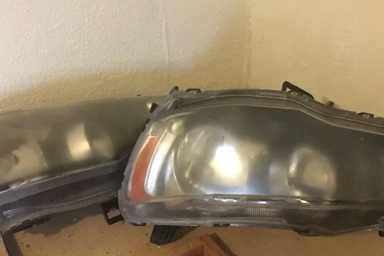2008-2017 Mitsubishi Lancer EVO Headlights Headlamps Halogen Pair Set