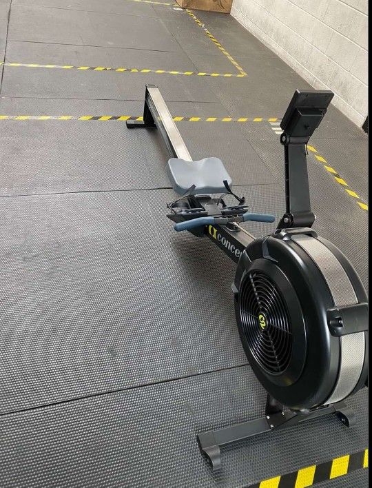 Concept 2 Model D Pm5 Rowing Machine