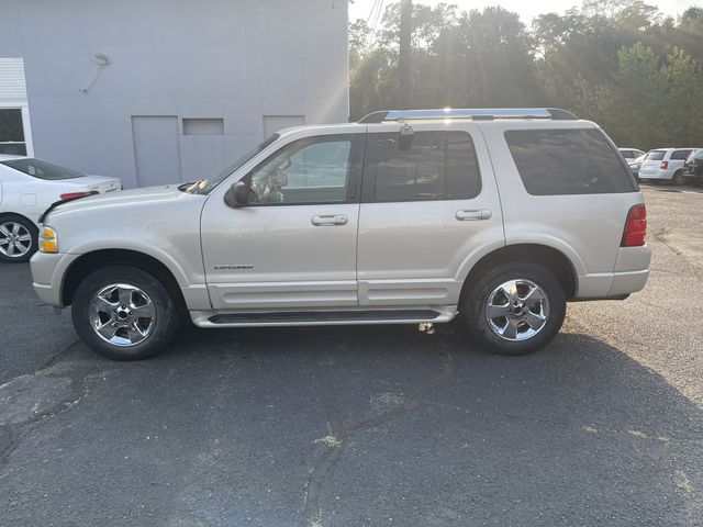 2005 Ford Explorer