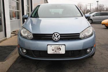 2011 Volkswagen Golf Thumbnail