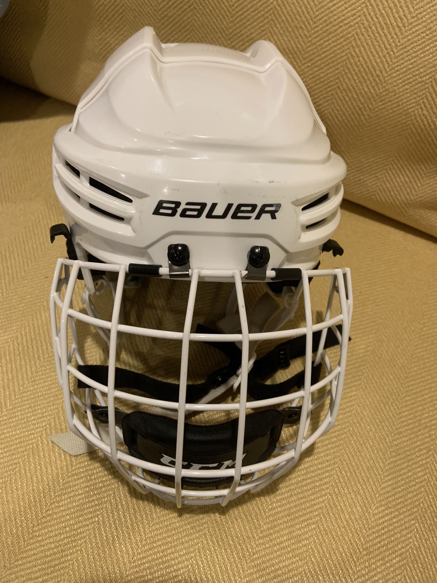Bauer Kids Hockey Helmet