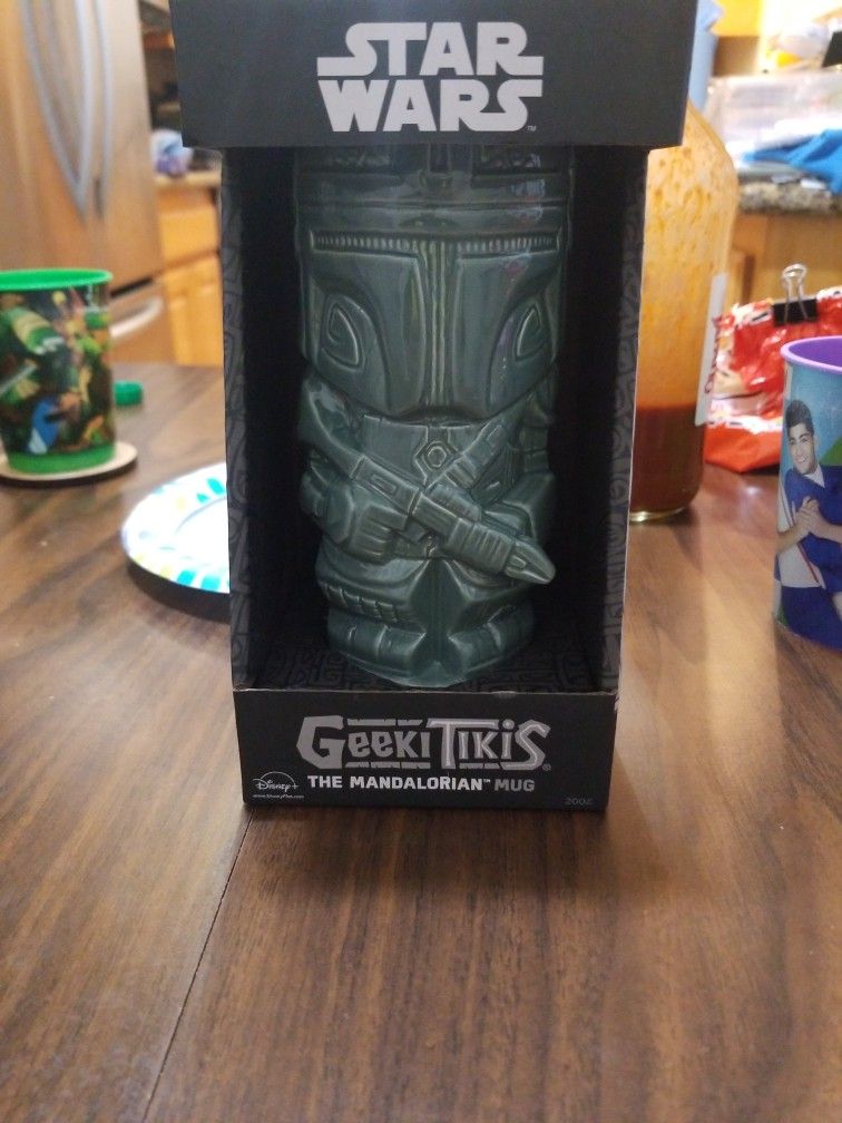 Mandalorian Geeki Tikis