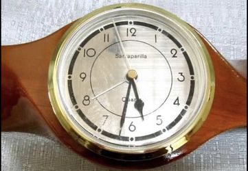 WWII style Airplane wall Wood Propeller Clock with movement Rare 