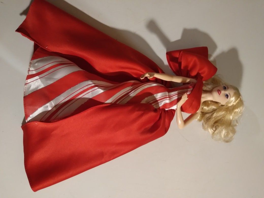 2019 Holiday Barbie