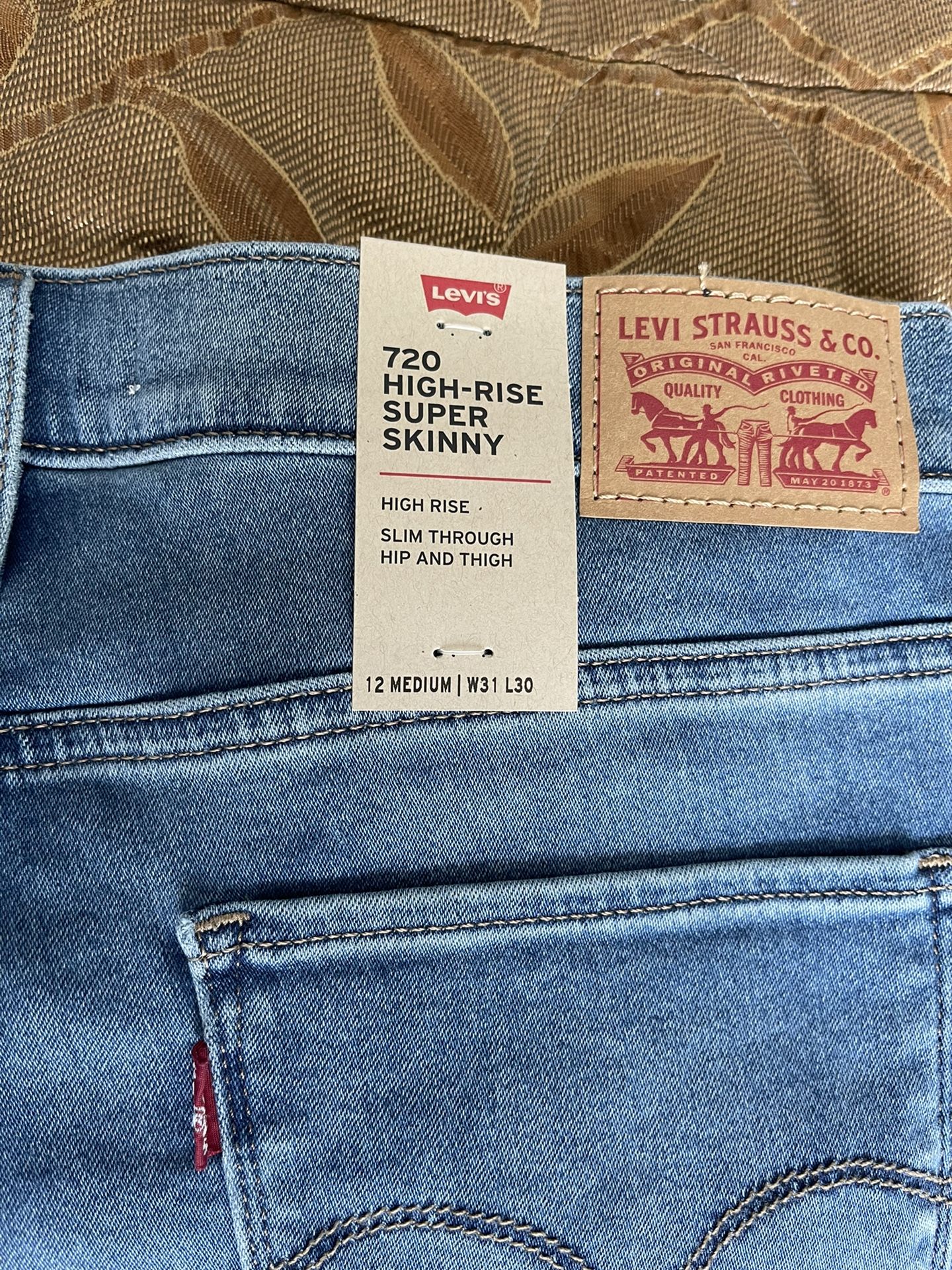 women levis
