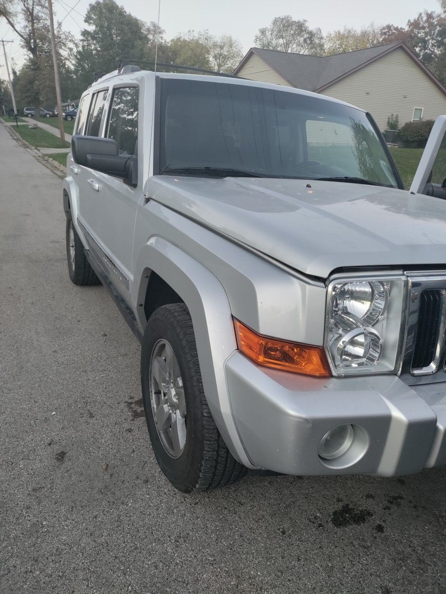 2008 Jeep Commander