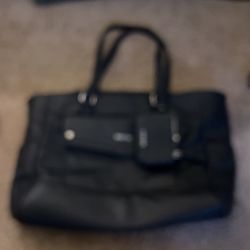  Dry Large Black Bag In Great Condition With Many Compartments  Thumbnail