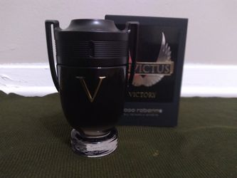Invictus Victory Paco Rabanne 3.4oz| Unused Men's Fragrance Thumbnail