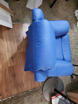 Brand new sky blue kid leather sofa recliner!!!!💥💥💥💥 Thumbnail