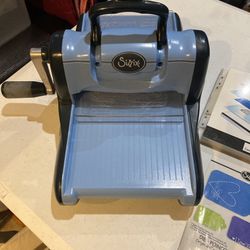 SIZZIX Big Kick Roller Machine For Paper Cutting, etching And Embossing Thumbnail