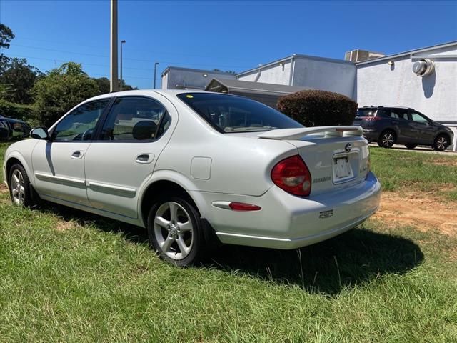 2000 Nissan Maxima