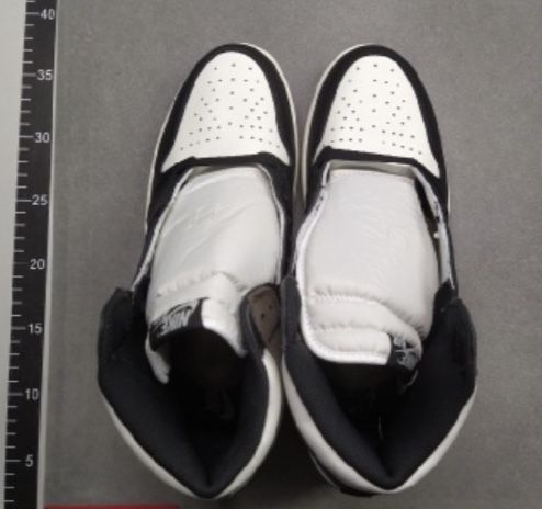 jordan 1 mocha size 12