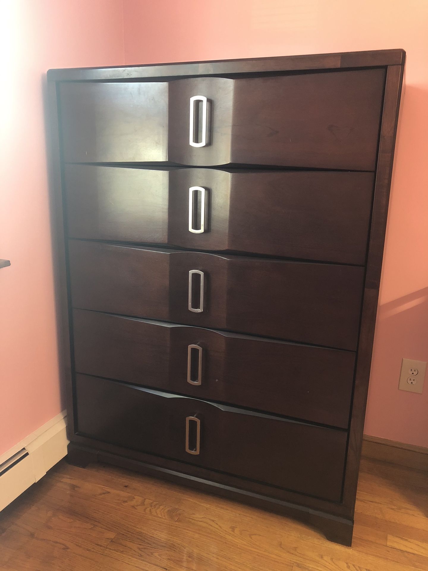 Bedroom Set (queen size bed, dresser, chest)