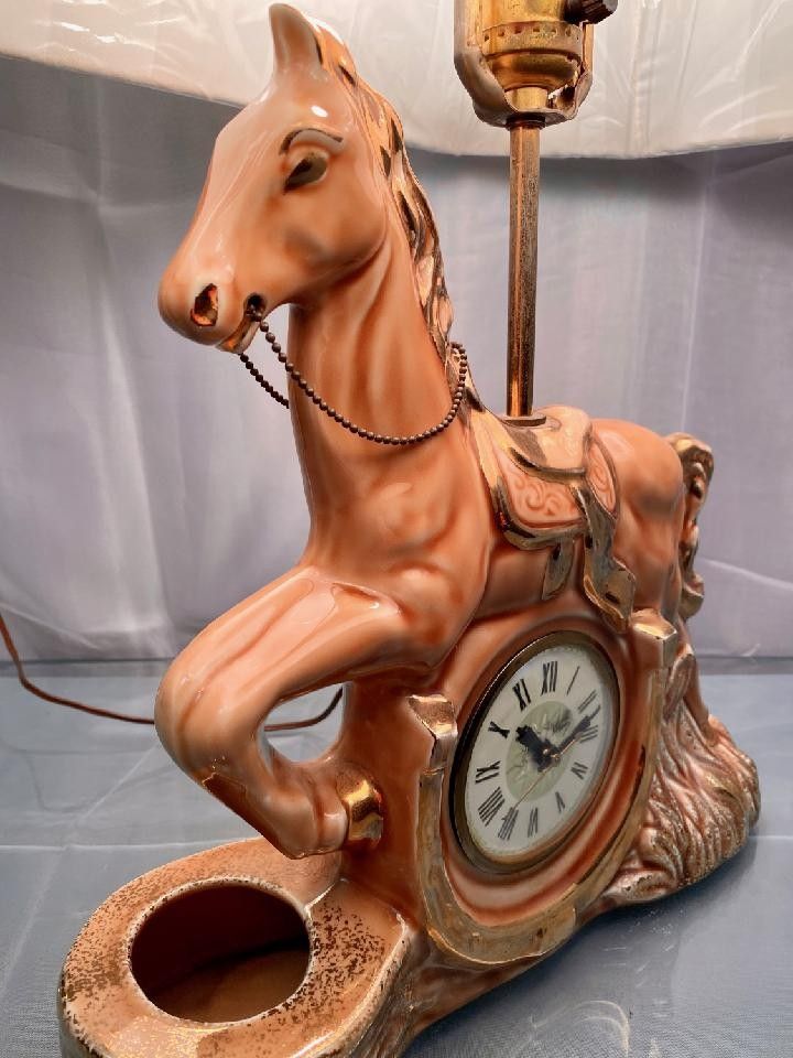 Vintage 50s Ceramic Horse Clock/Lamp w Like New Shade