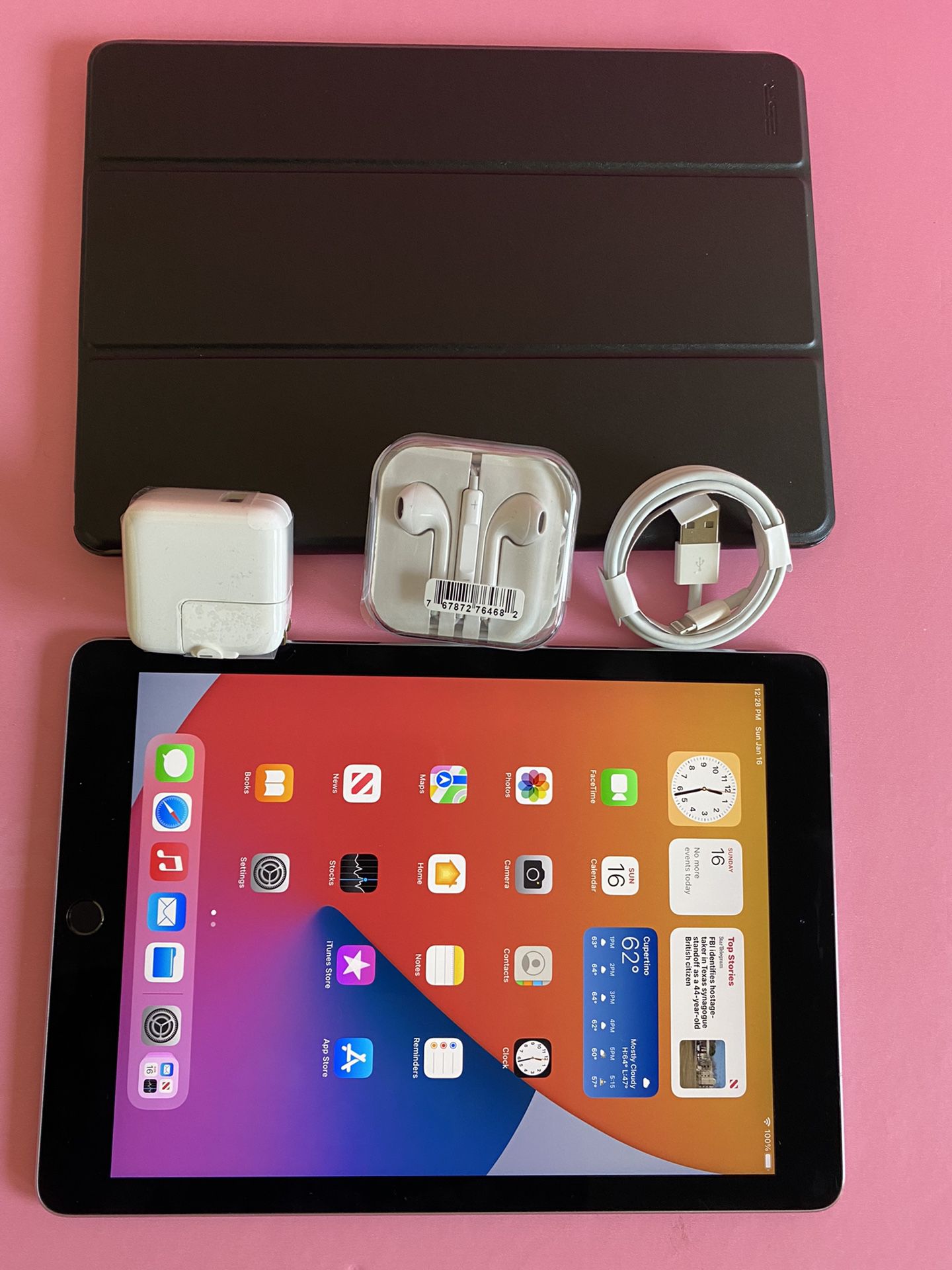 Apple IPad Pro 9.7” (Retina / Touch ID/ Latest IOS 15) 32GB WiFi + Cellular (AT&T, T-Mobile, Verizon etc) with Accesories (Apple Pen compatible)