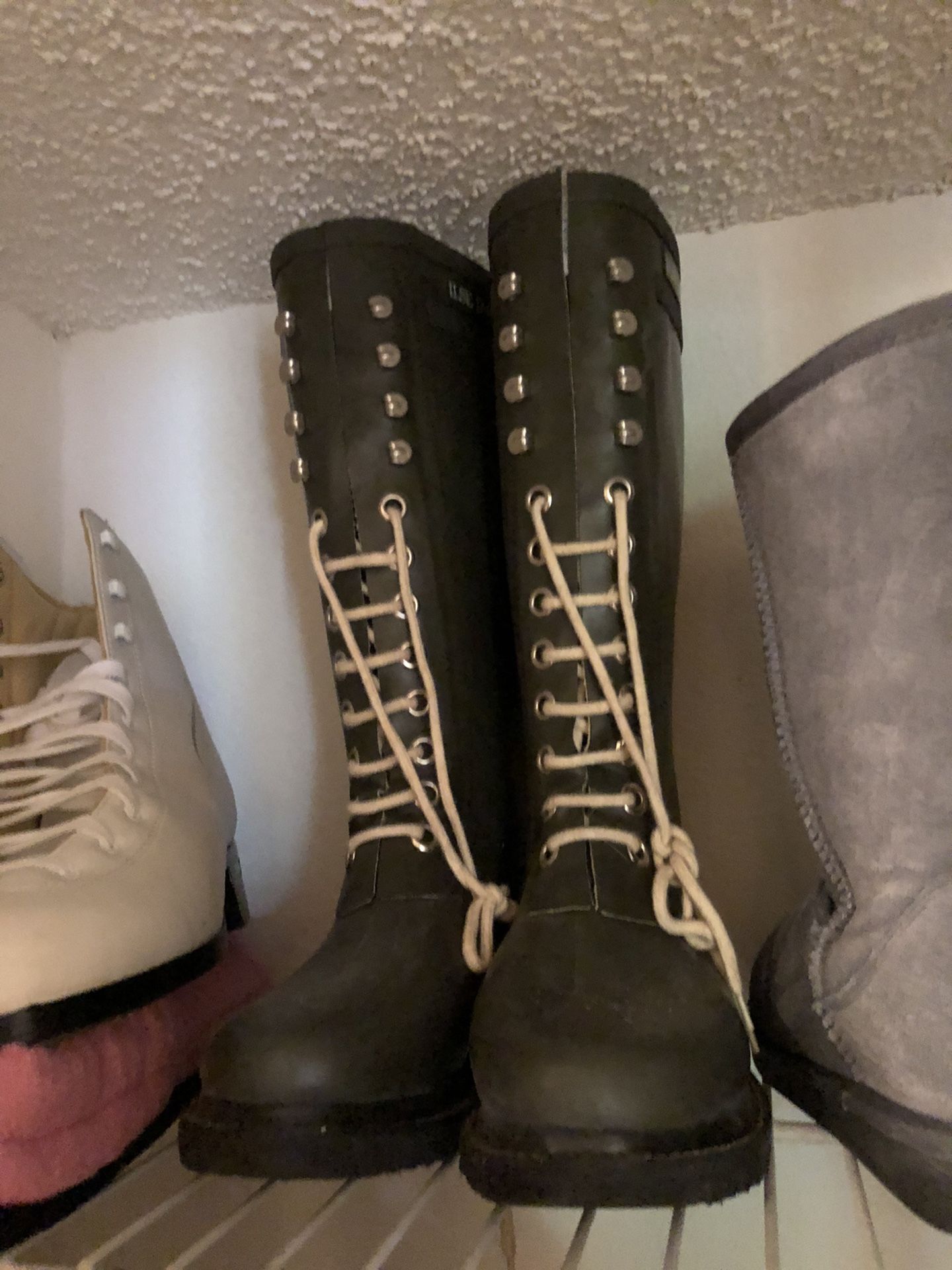 Women’s Rain Boots