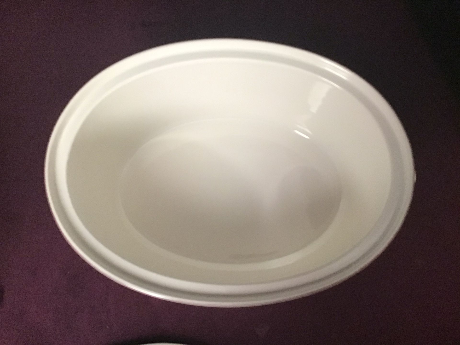 Mikasa Intaglio (5)Serving Pieces 1 med and 1 large serving bowl, 1 rectangle,1- 2 pc oval covered casserole ceramic bakeware set.