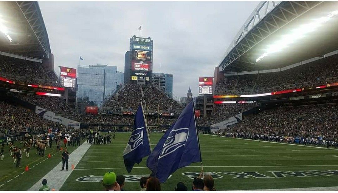 Seattle Seahawks vs DETROIT LIONS 3 & 4 ROWS FROM THE FIELD