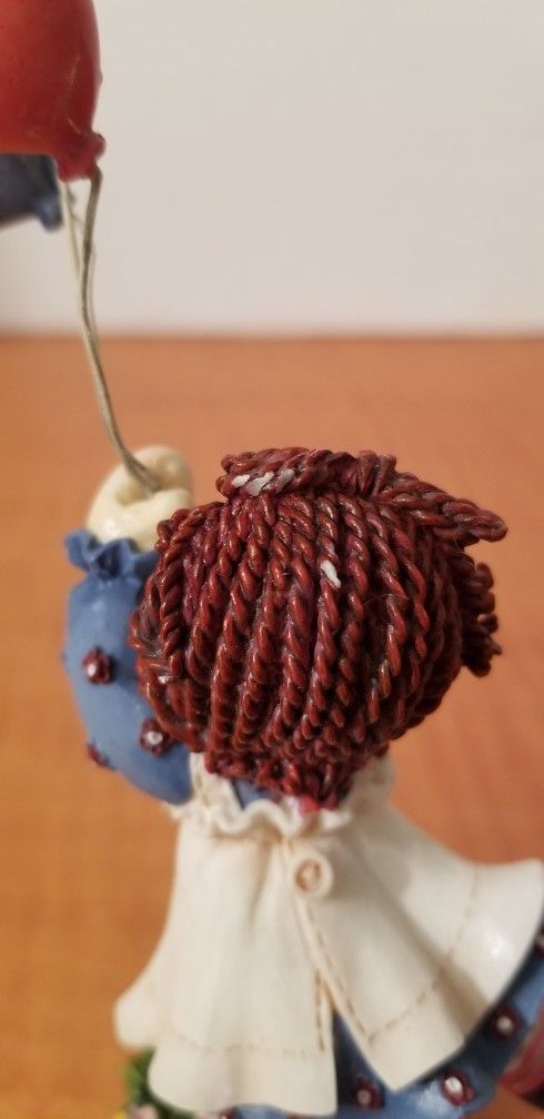 RAGGEDY ANN I Walk On Air